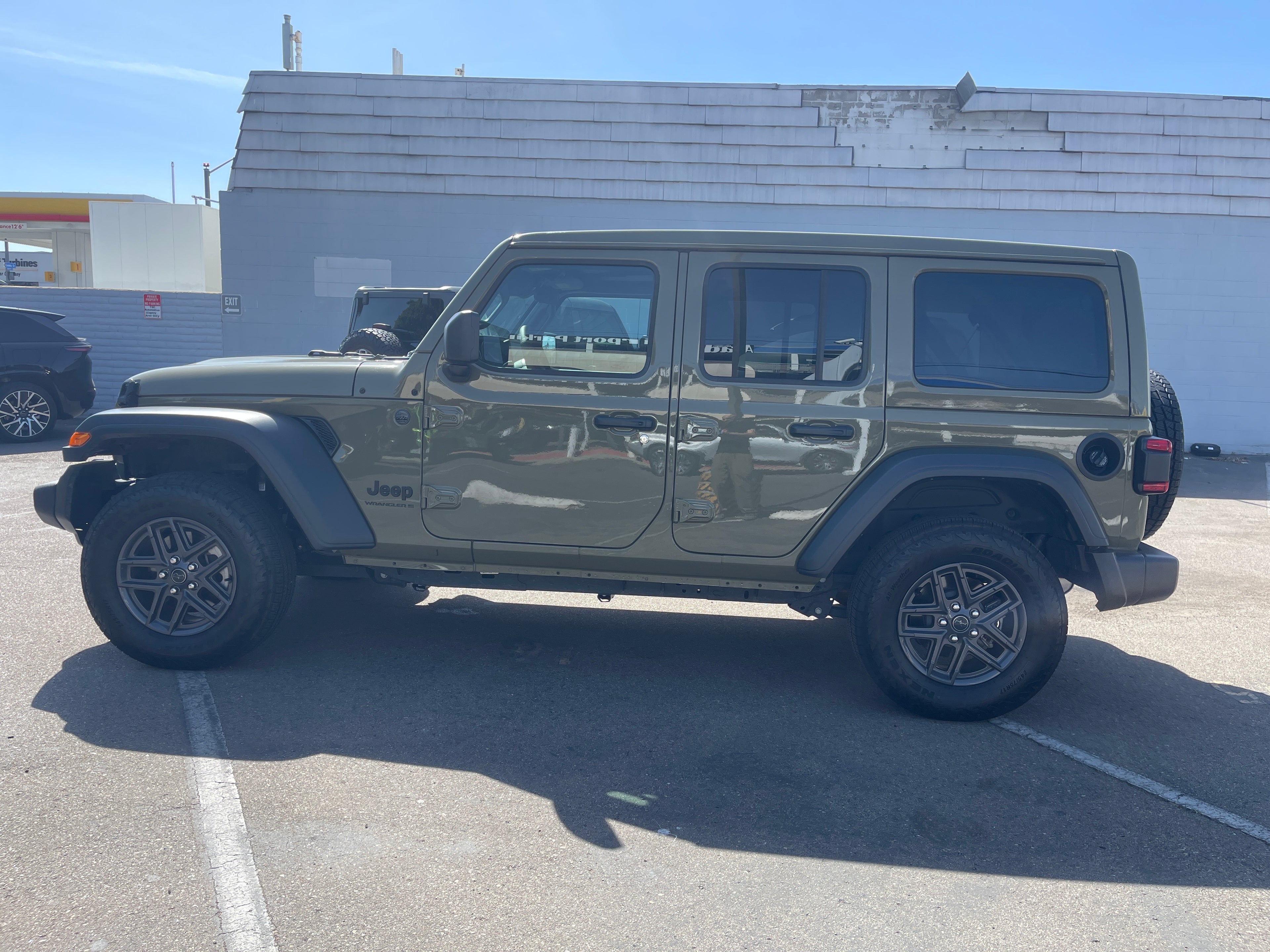 2025 Jeep Wrangler Sport S