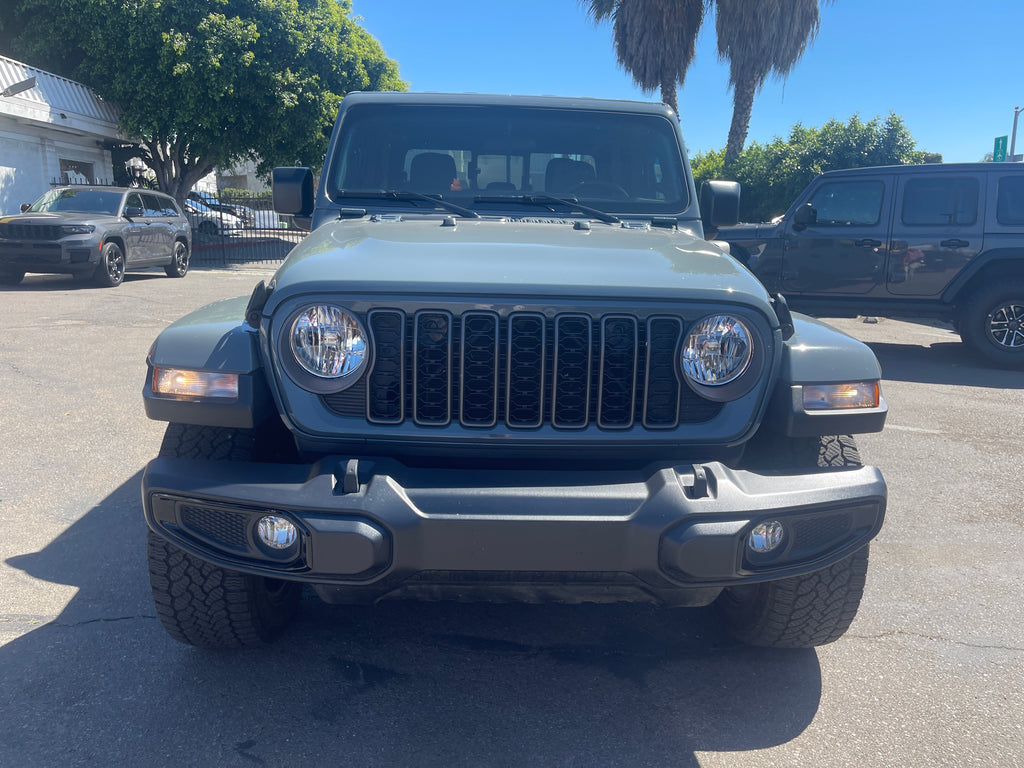 2025 Jeep Gladiator Nighthawk