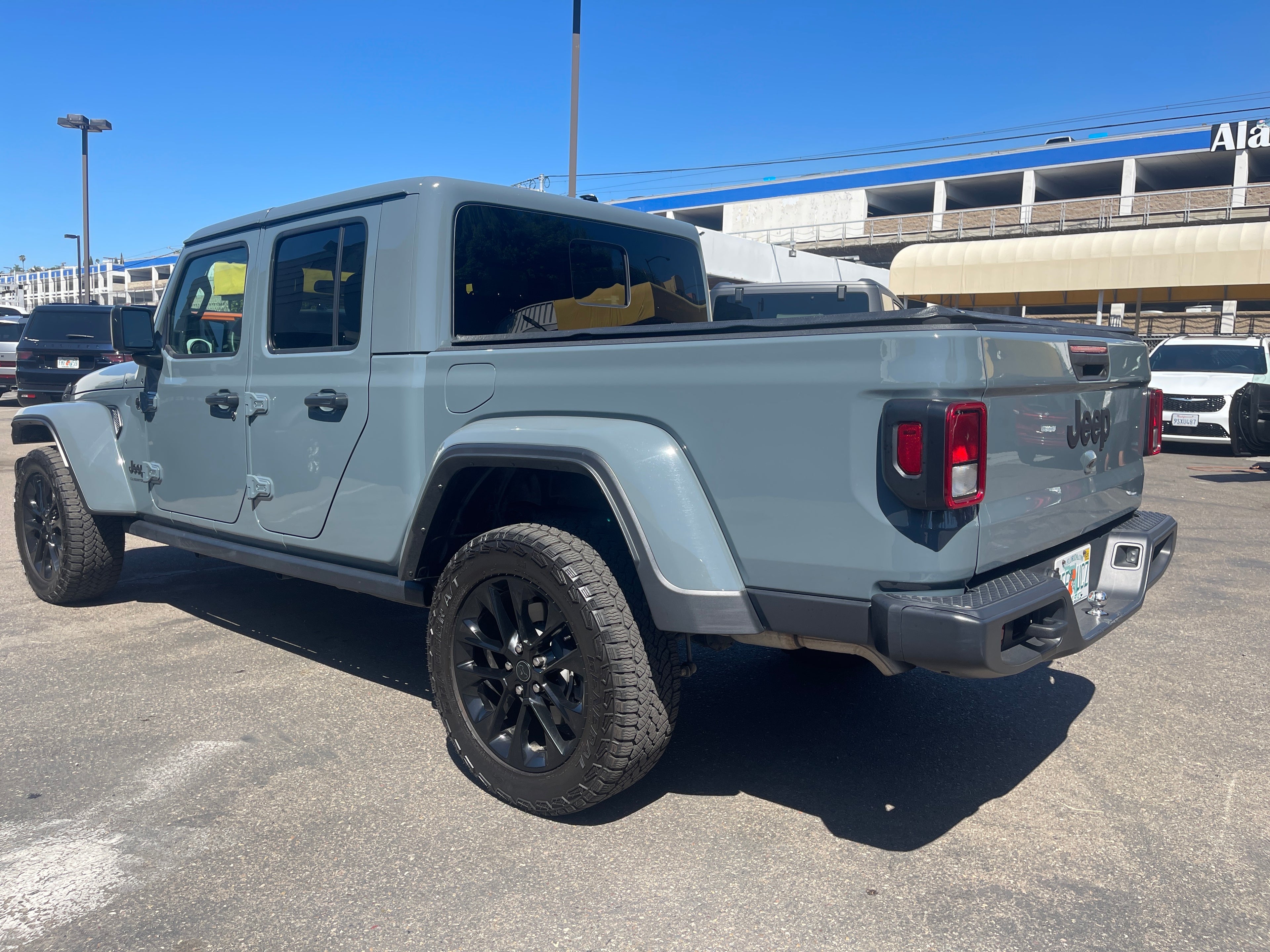 2025 Jeep Gladiator Nighthawk