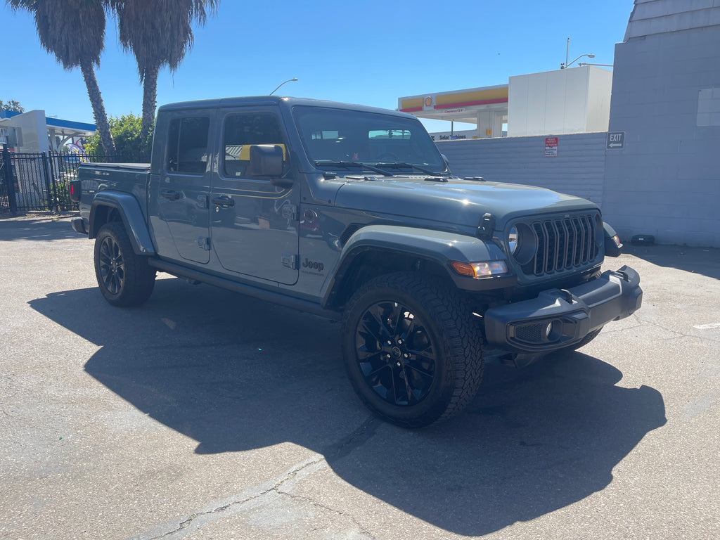 2025 Jeep Gladiator Nighthawk