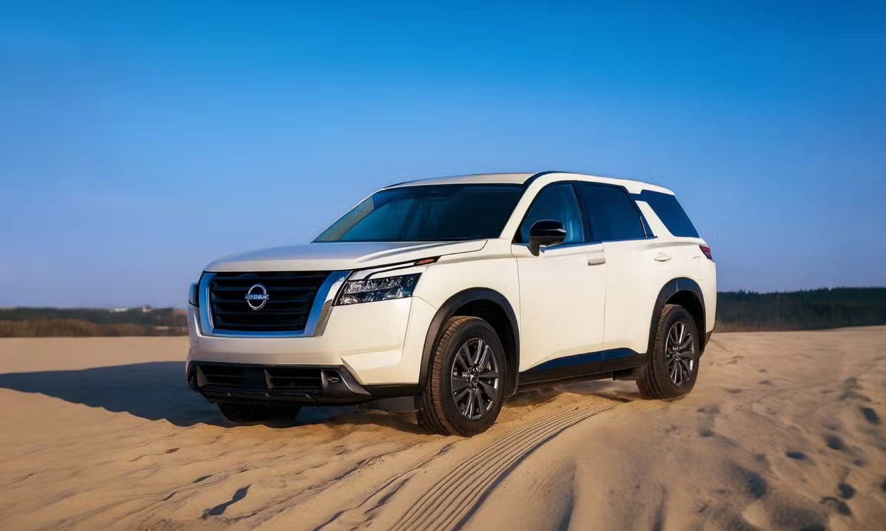 2025 Nissan Pathfinder S