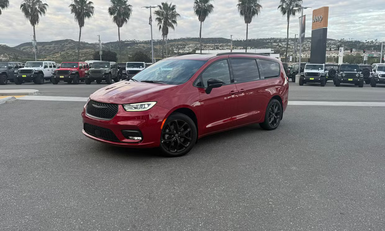 2026 CHRYSLER PACIFICA SELECT