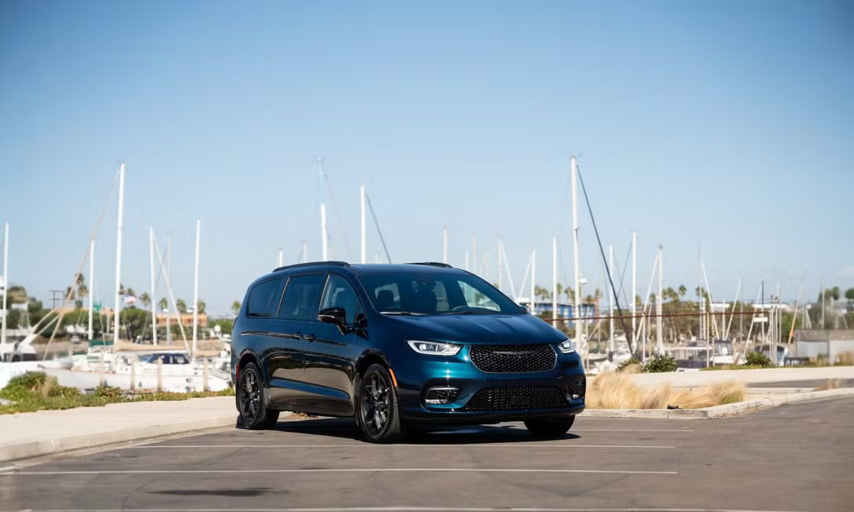 2025 CHRYSLER PACIFICA LIMITED