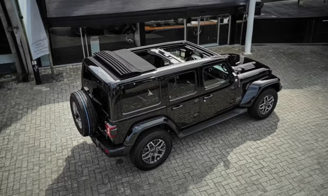 2025 JEEP WRANGLER SPORT S